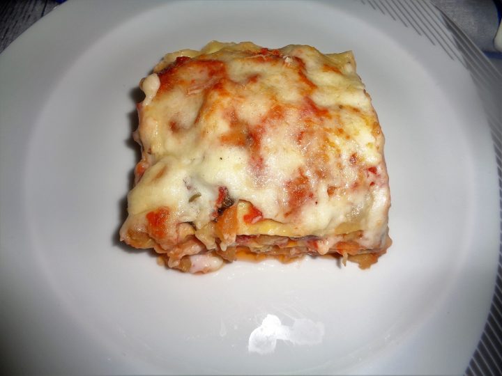 lasagne-al-forno-con-melanzane-e-salsiccia
